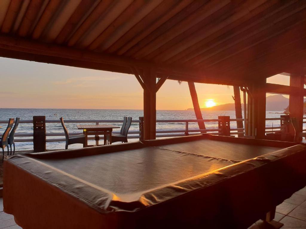 77 Sunset Plaza Hotel Cisolok Kültér fotó